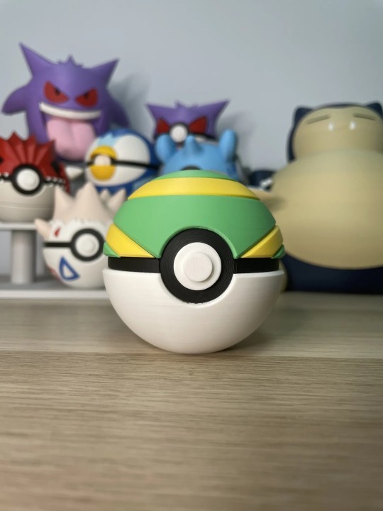Poké Ball Nest Ball Poké Ball Nest Ball
