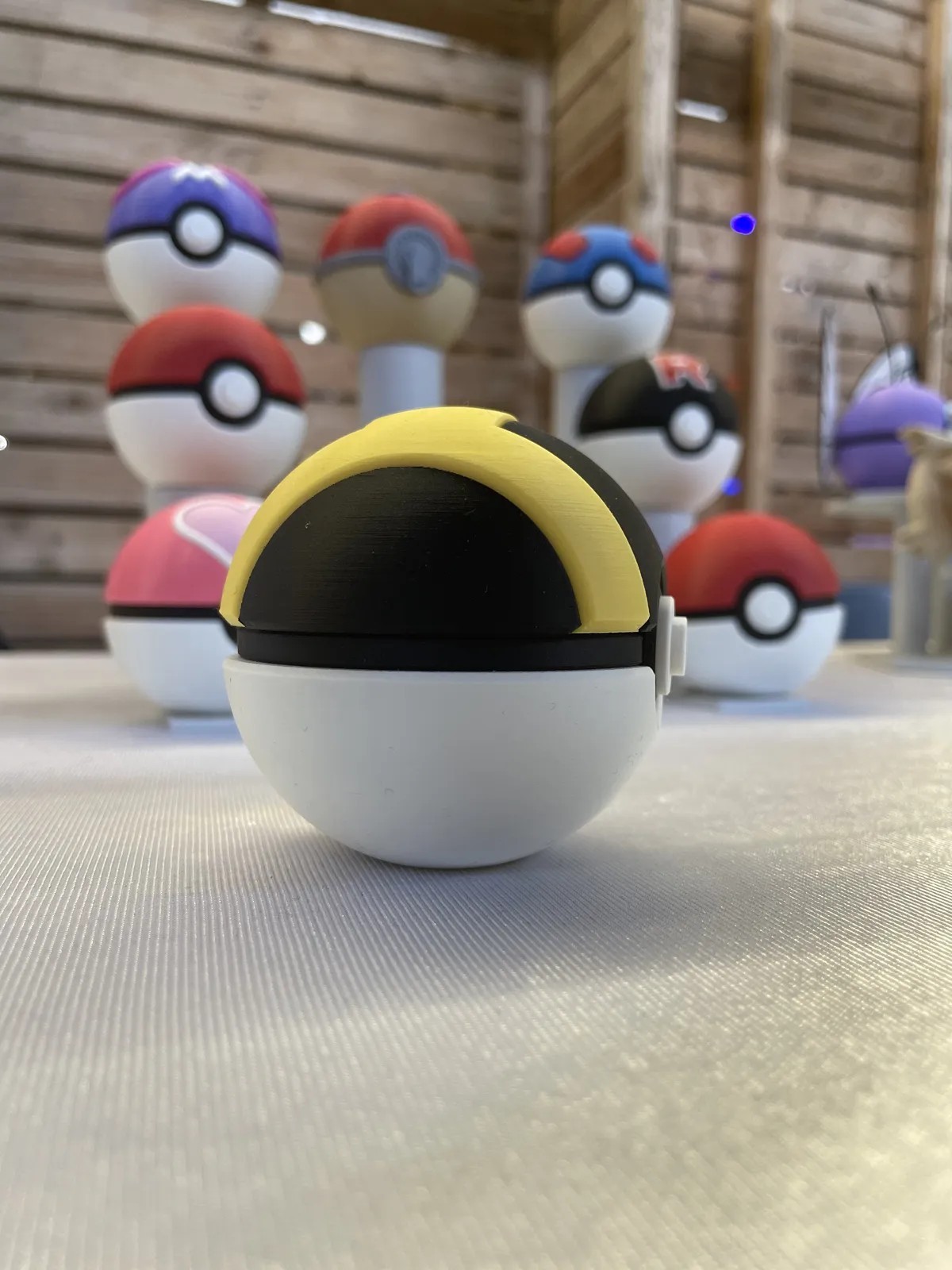 Poké Ball Ultra Ball